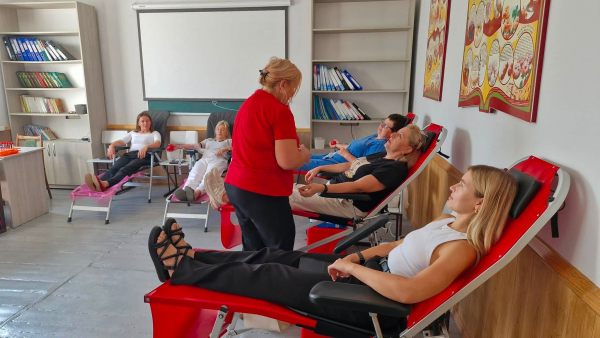 У Вишнівці 32 донори здали кров під час виїзної донації (фото)