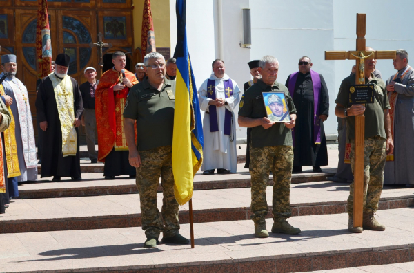 На Чортківщині зустріли полеглого воїна Володимира Скоромного (фото)