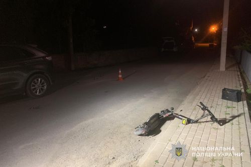 Під колеса авто на електросамокаті потрапив неповнолітній житель Борщева