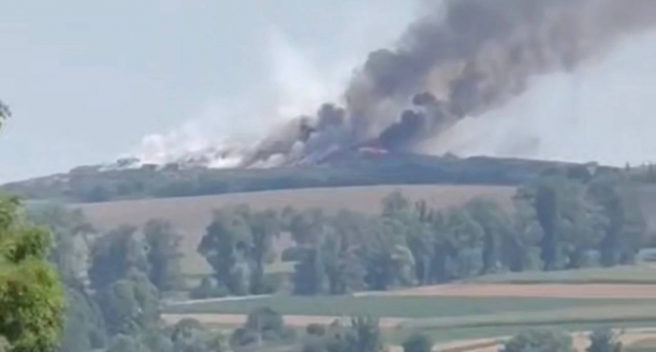 Горить смітєзвалище у селі Малашівці, неподалік Тернополя (фото)