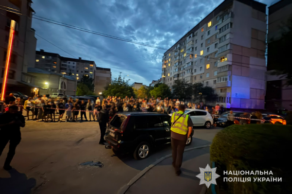 У Тернополі на Курбаса стався конфлікт ТЦК з цивільними: поліцейські встановлюють учасників події (фото)