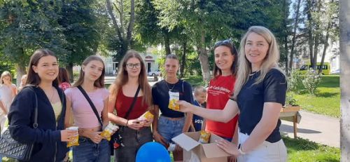 Батути, майстер-класи та донати для ЗСУ: як у Збаражі відзначили День молоді (фото)