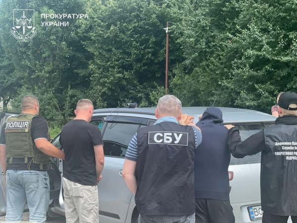 Жителька Тернополя отримала 7 років тюрми за незаконне переправлення військовозобов'язаного через кордон (фото)