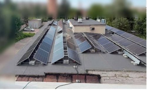 У дитячій лікарні Тернополя встановили власну сонячну електростанцію