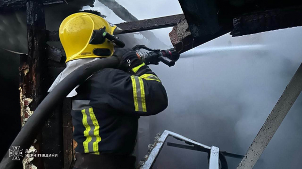 Чернігів: унаслідок російської атаки загинули жінка та 4-річна дитина (фото)