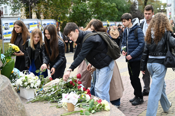 Звучали пісні Соломії Крушельницької: пам'ять видатної співачки вшанували у Тернополі (ФОТО)
