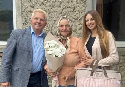Працювала на двох роботах і виховала трьох дітей: жителька Білої відзначила 94-річчя