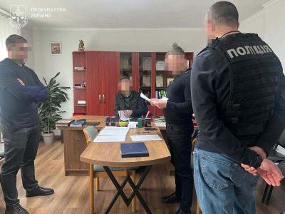 Хвороби родичам для відстрочки: судитимуть директора лікарні на Тернопільщині