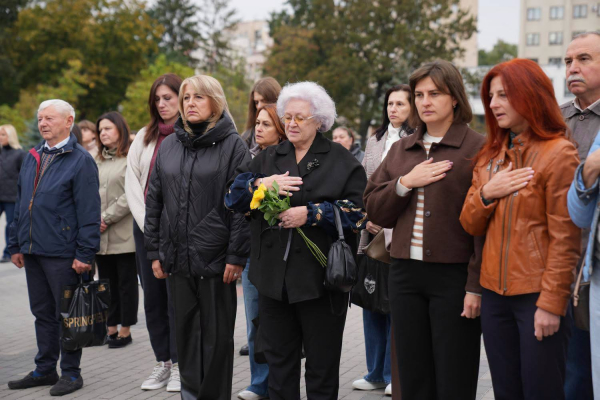 Молитва за Героями: у Тернополі відбулася панахида «Світло молитви в темряві війни» (фото)