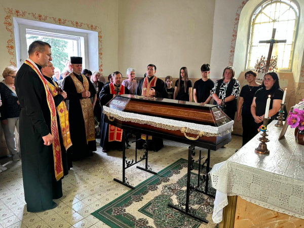Загинув у травні 2023 року: у Козовій поховали воїна Володимира Ганкевича (фото)