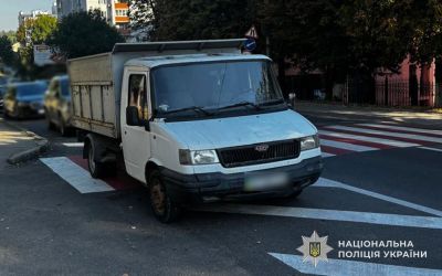 Крадіжка століття: у Тернополі злодій завів вантажний автомобіль, який зламався (фото)