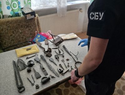 Незаконно вивозив реліквії: на кордоні затримали жителя Тернопільщини