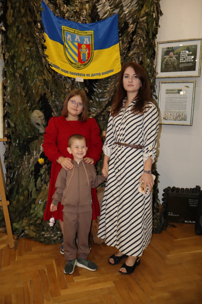 Виставку пам’яті загиблого захисника Володимира Брославського відкрили у Тернополі (фото)