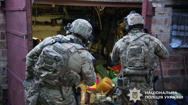 Тонна канабісу та майже 57 тисяч кущів конопель: операція «Джентльмени» охопила й Тернопільщину (фото, відео)