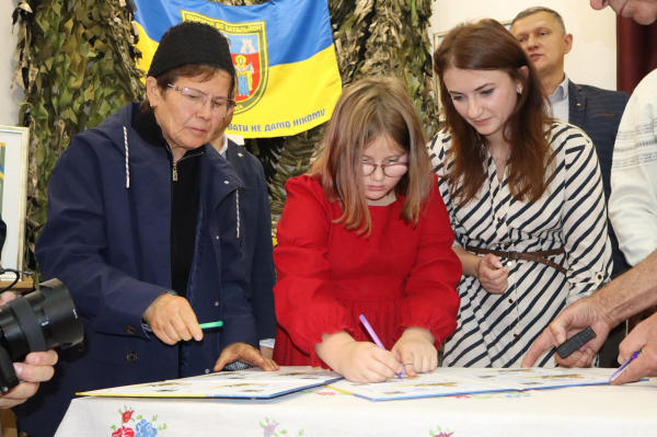 Виставку пам’яті загиблого захисника Володимира Брославського відкрили у Тернополі (фото)