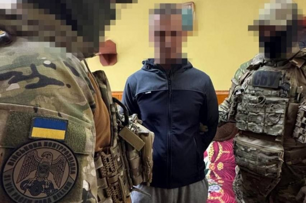 Виявили агента фсб, який готував ракетний удар по цехах з виробництва БпЛА на заході України (фото)