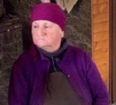 Пішла з дому та не повернулася: на Чортківщині розшукують 76-річну жінку (фото)