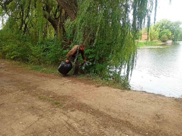 У Чорткові, Бучачі, Бережанах і на Лановеччині очистили від сміття береги чотирьох річок (фото)