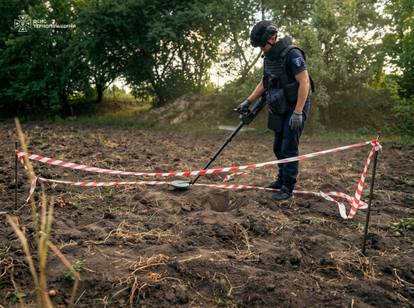 Міна на підприємстві, снаряд – під час земляних робіт: небезпечні знахідки у Козові та Ланівцях (фото)