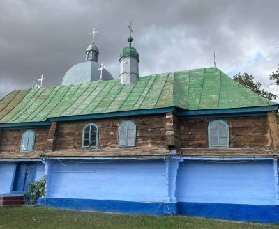 Знахідки у вівтарі та покрівлі виявили під час ремонту у храмі на Козівщині (ФОТО)