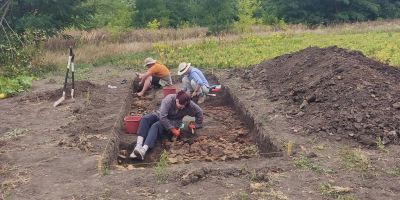 Трипільське житло виявили у Гусятині: археологи проводять розкопки (фото)