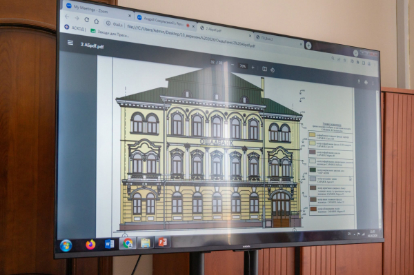 У Золотому Потоці планують реставрувати замок і облаштувати там феодальне помістя (фото)