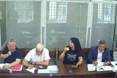 Колеснік вагітна, а адвокат Людмили Марченко заявив про незаконні обшуки у нардепки (фото, відео)