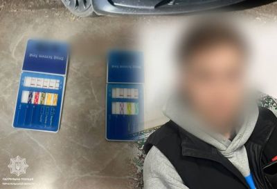 Від небезпечних маневрів до наркотиків: у Тернополі знову відзначився водій Tesla (фото, відео)