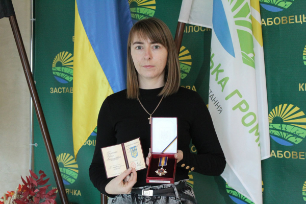 Орден «За мужність» передали дружині полеглого Героя з Великогаївської громади