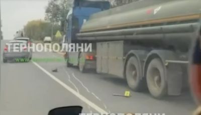 На Тернопільщині — ДТП за участі фури та кількох легковиків (відео)