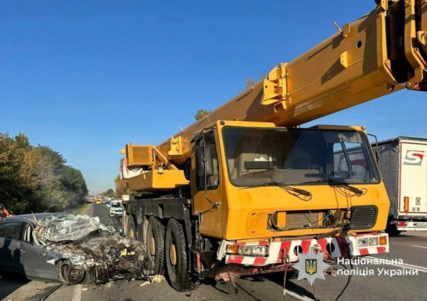 Загинув 29-річний водій: у Смиківцях сталася смертельна аварія (фото)