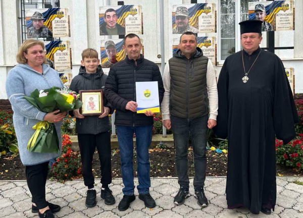 Повернуся з ворожого полону воїн з Великодедеркальської громади (фото)