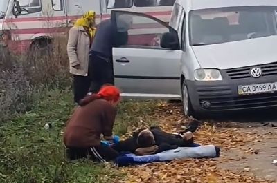 Військова з Тернопільщини стала свідком аварії та надала першу медичну допомогу потерпілому (відео)