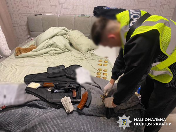 Викрито канали незаконного перетину кордону та організаторів – серед них священник та військовий СЗЧ (ФОТО, ВІДЕО)