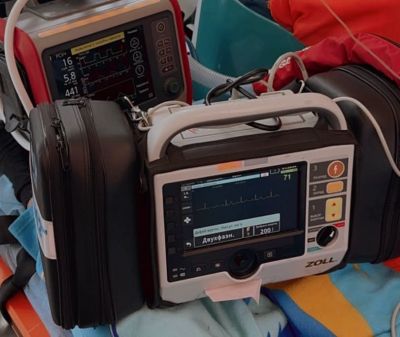 15 хвилин реанімації: у Тернополі медики врятували пацієнта після зупинки серця (фото)