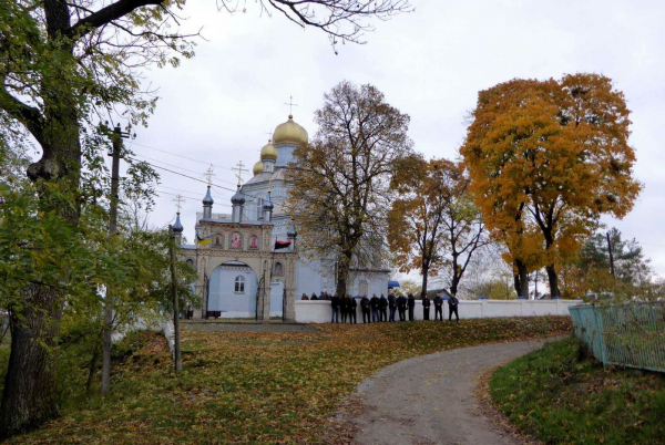 Шумська громада попрощалася із захисником Олександром Стельмащуком (фото)