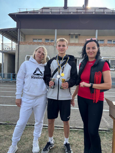 П’ять видів спорту та понад 180 учасників: у Козівській громаді провели осінній кубок (фото)