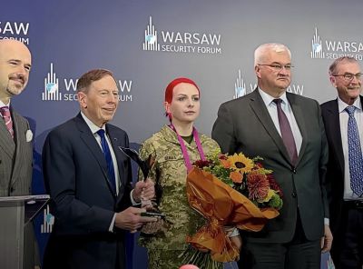 Парамедикиню «Пташку» з Тернопільщини відзначили високою нагородою у Польщі