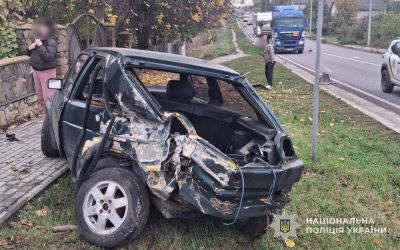 Загинув 21-річний чоловік: на Тернопільщині сталася ДТП за участю трьох авто (фото, відео)