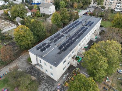 У шести дитсадках Чорткова встановили сонячні електростанції з акумуляторами (фото)