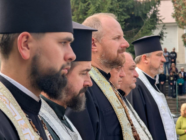 Підволочиська громада зустріла загиблого воїна: коли відбудеться похорон (фото)