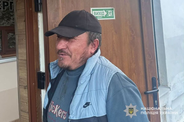 Вийшов із села і пропав: розшукують 55-річного чоловіка на Тернопільщині (фото)