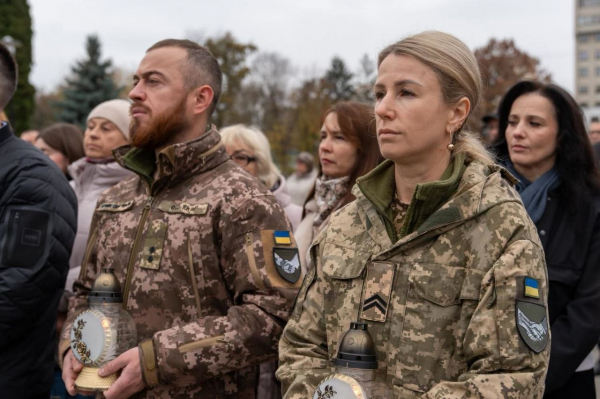 У Тернополі відбулася велелюдна панахида в пам'ять про загиблих воїнів (фото)