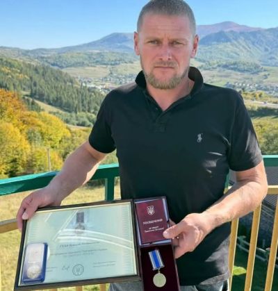 Воїна з Тернопільщини нагородили відзнакою Президента України (фото)