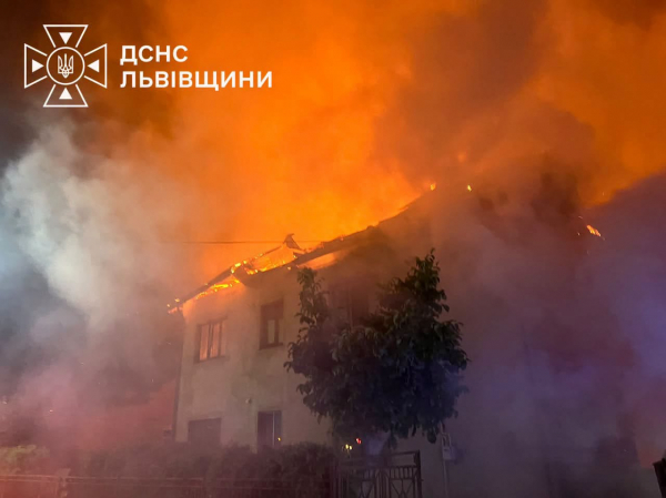 Львів, Рівне, Хмельницький, Харків, Дніпро: росія влучила по 17-ти локаціях (фото, відео)