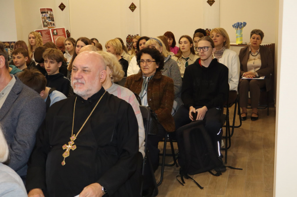 У Тернополі вшанували 140-річчя письменниці Іванни Блажкевич: на читання прийшла її правнучка (фото)