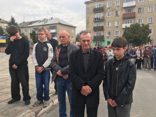 На Тернопільщину повернувся на щиті захисник Василь Зеленецький