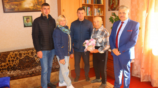 Житель Байковецької громади Любомир Остапюк відзначив 90-річний ювілей (фото)