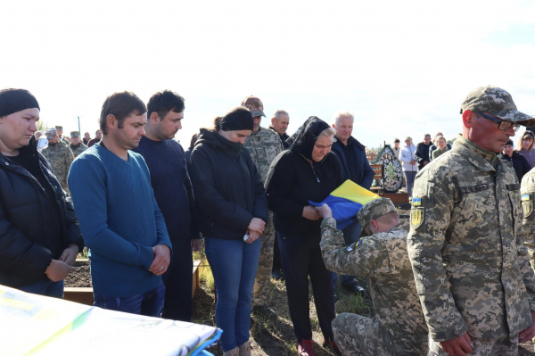 Вважали зниклим безвісти: у Білецькій громаді похоронили захисника України Івана Прокіпчука (ФОТО)