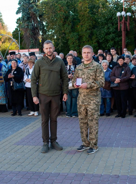 Почесну відзнаку за мужність та незламність отримав ветеран з Підгаєччини